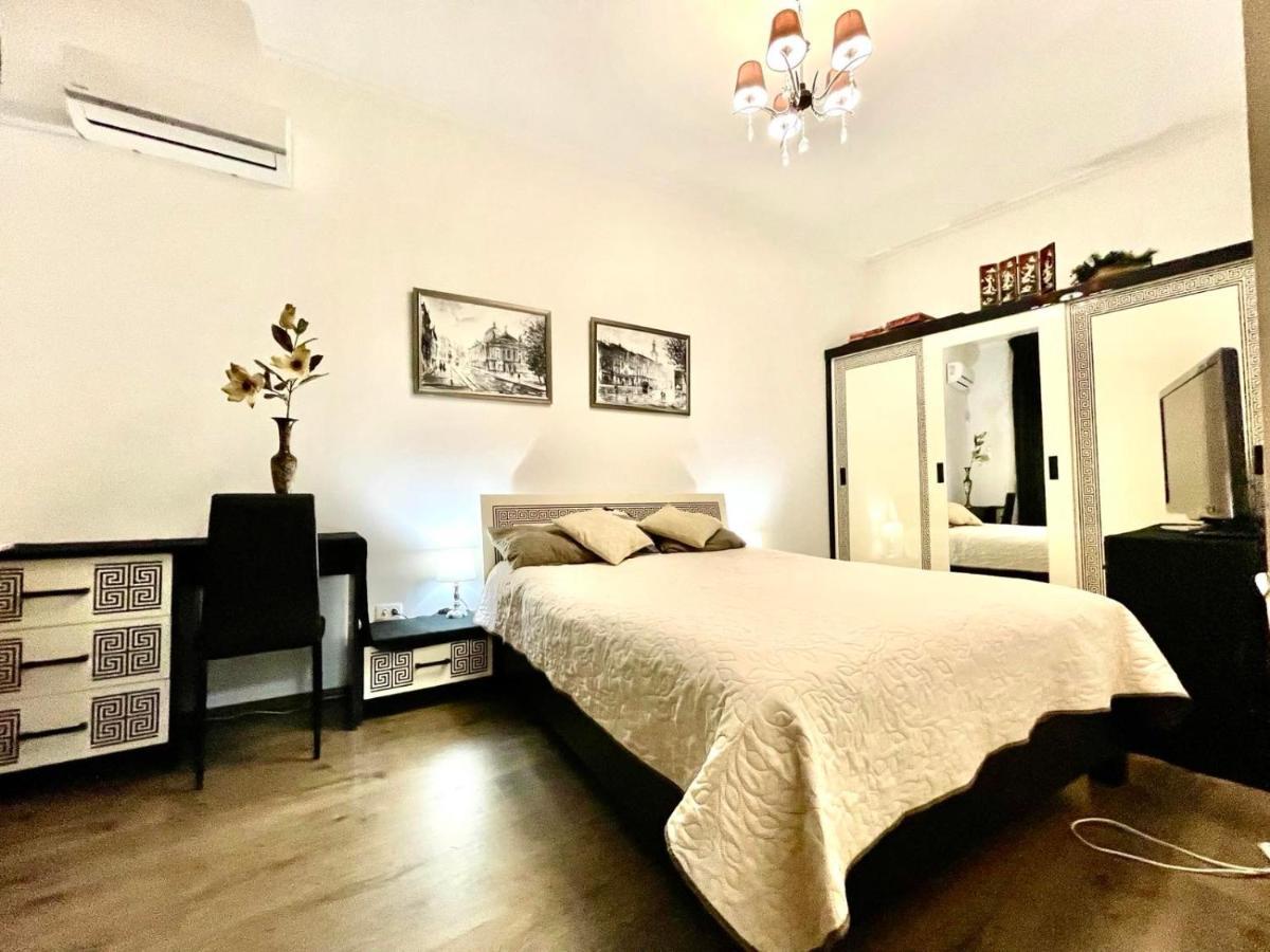 V&O Whitechocolateapt 800 M To Opera ลวีฟ ภายนอก รูปภาพ